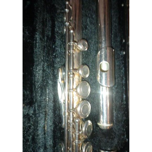 Yamaha Silver-Plated Flute With Hard Case 255S - Picture 4 of 8